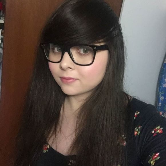 Meet your Posher, Zoey - Picture 2 of 2